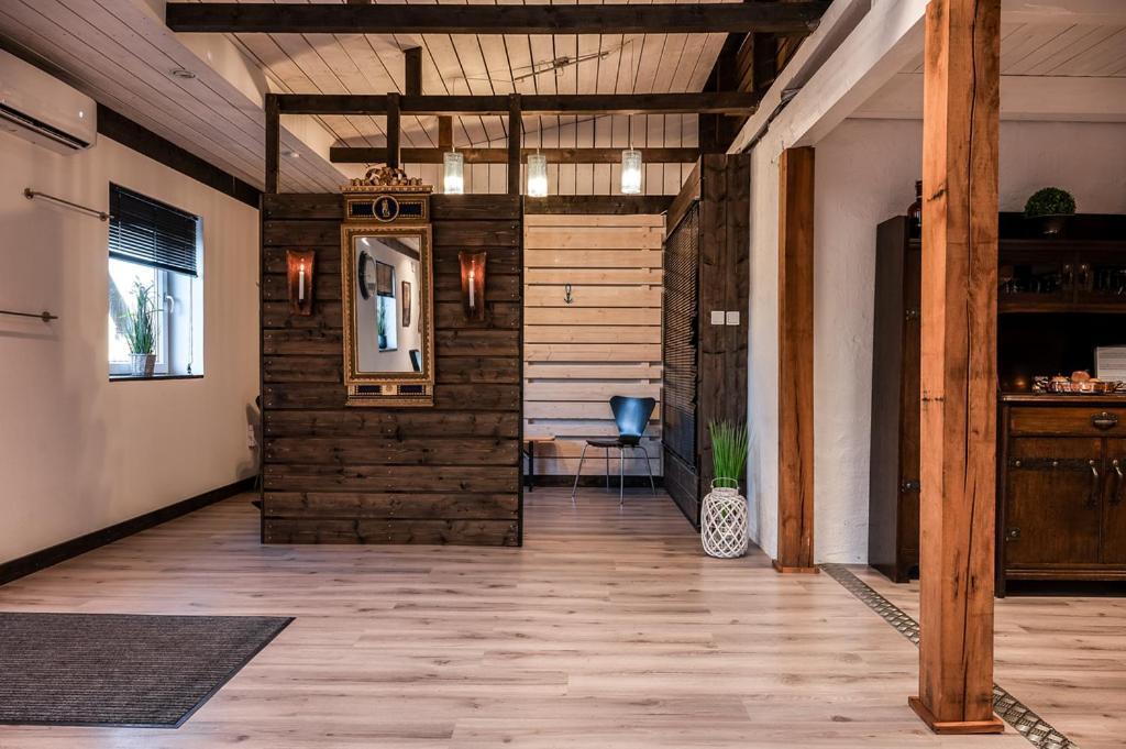 Unique Rustic Property In Skane Linderod Exteriör bild